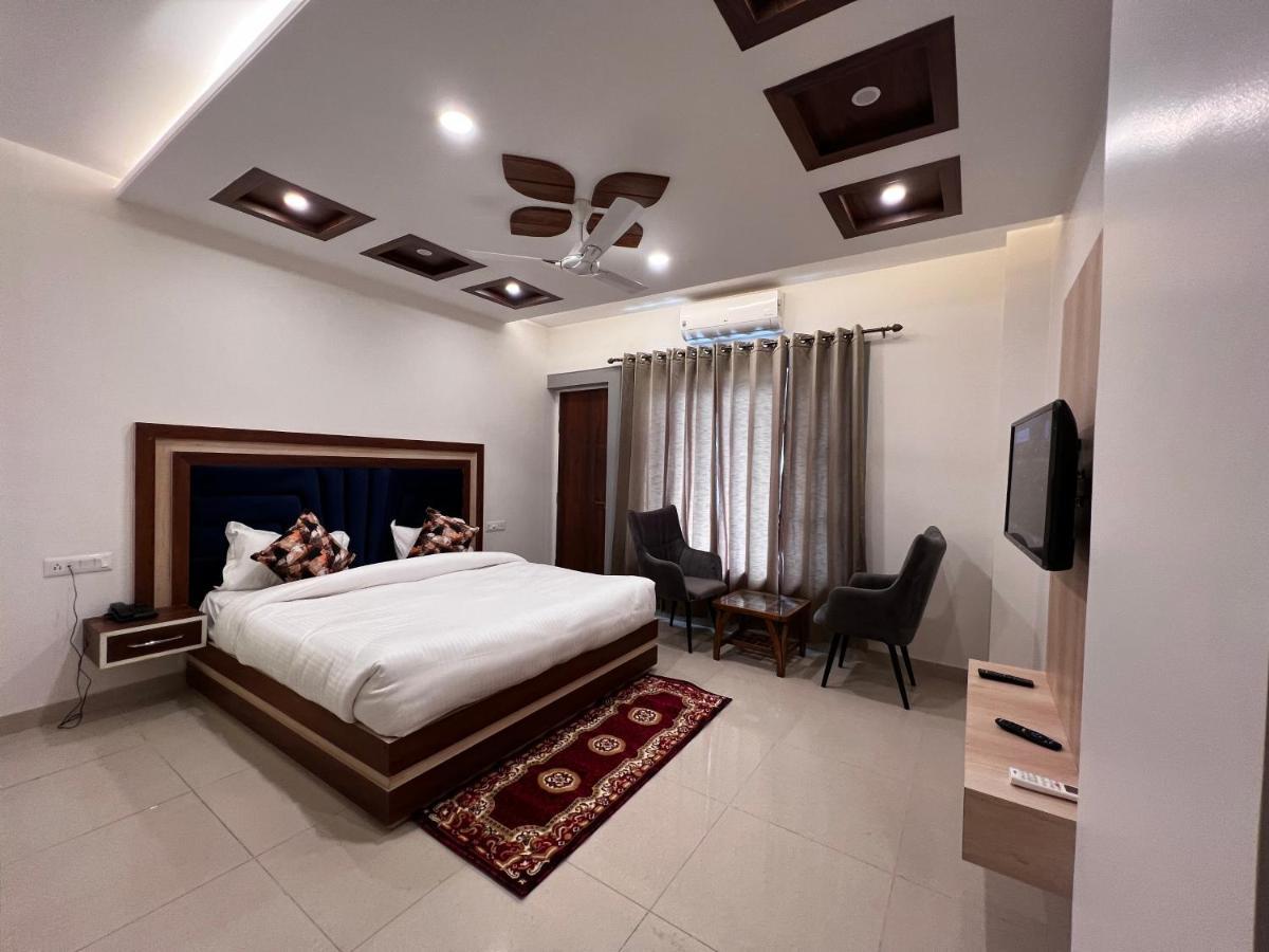 Hotel Himalayan Heritage Sarahan Exterior photo
